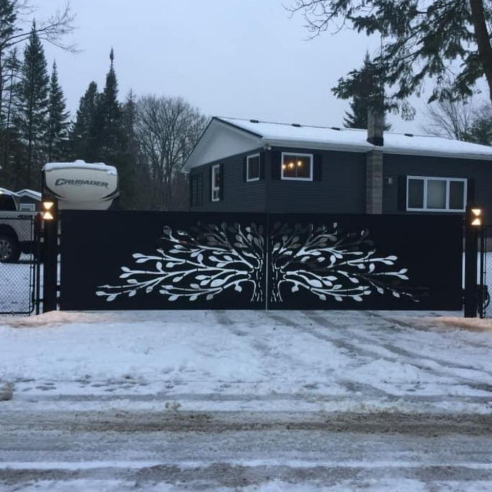 2 Reasons To Choose Gate Inserts for Your Property 