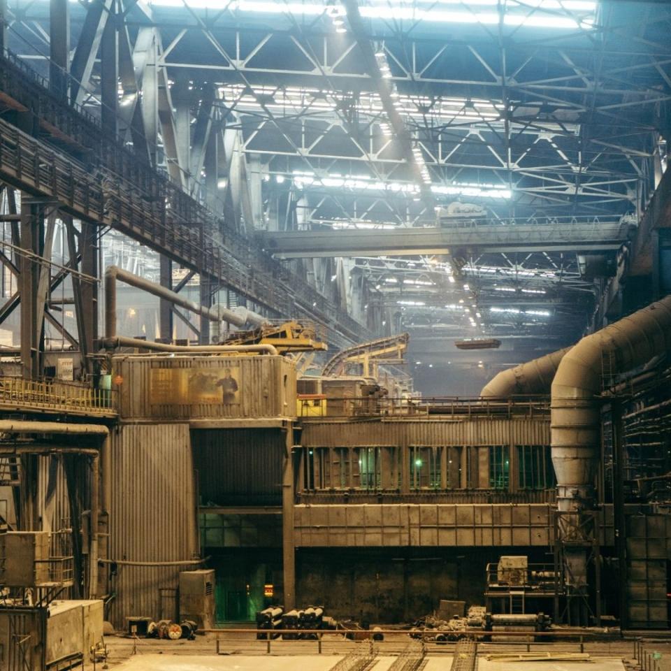 Why You Should Work With A Custom Steel Fabrication Company